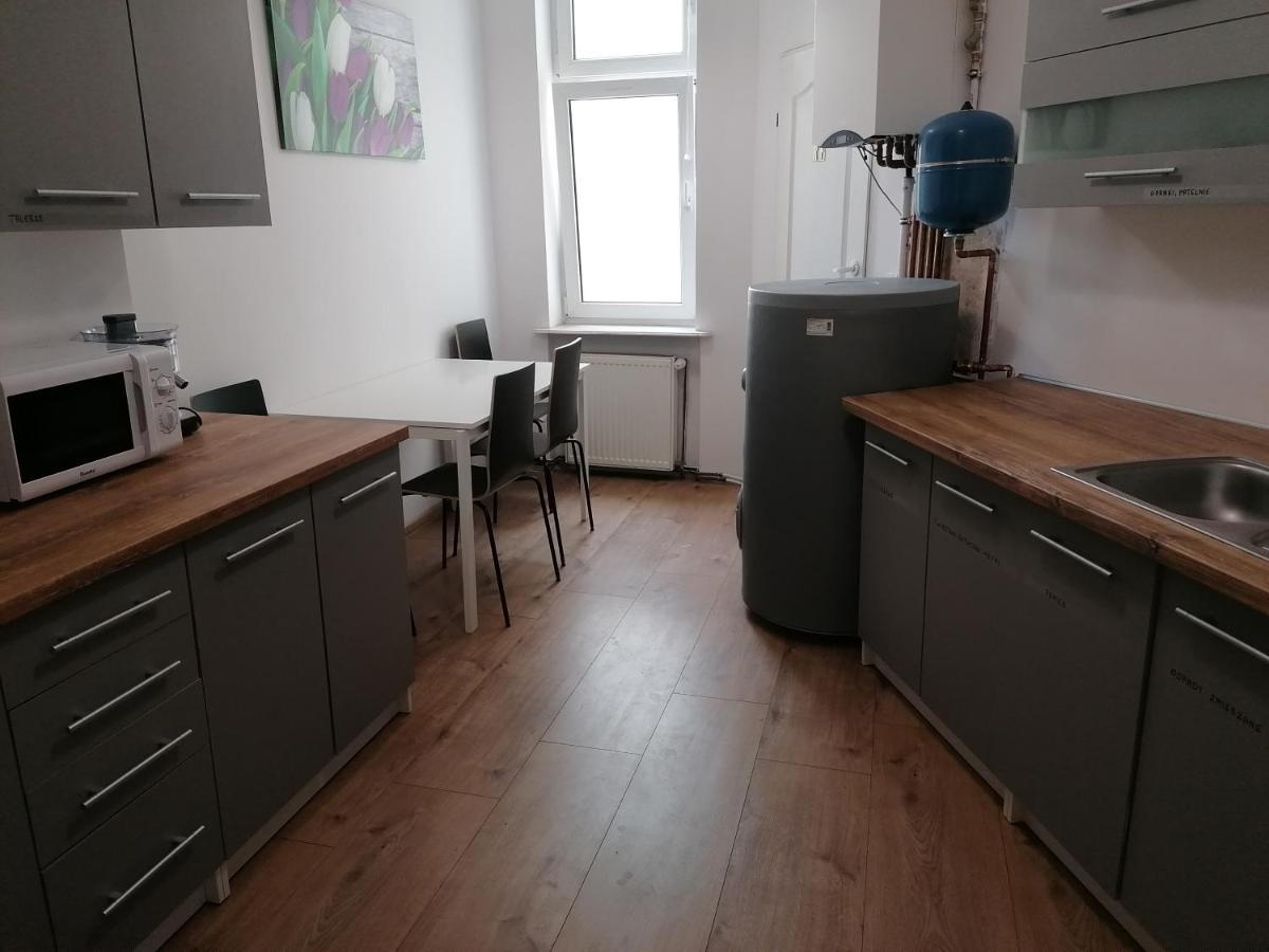 Hostel Tulip - Pokoj 7 Ze Wspolna Lazienka I Kuchnia Щецин Екстер'єр фото