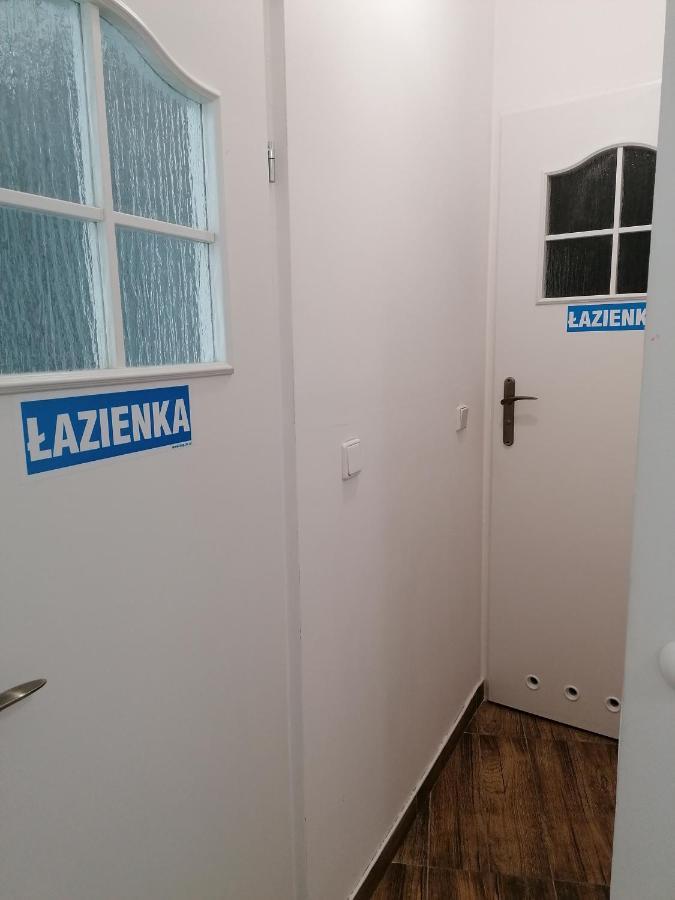 Hostel Tulip - Pokoj 7 Ze Wspolna Lazienka I Kuchnia Щецин Екстер'єр фото